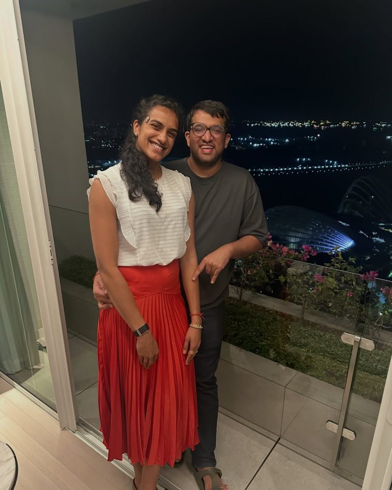 ‘സിംഗപ്പൂർ എനിക്ക് സ്വന്തം വീട് പോലെ’; ഭർത്താവിന്റെ വളർച്ചയെക്കുറിച്ചും ഓർമ്മകളെക്കുറിച്ചും മനസ്സ് തുറന്ന് പി.വി. സിന്ധു
