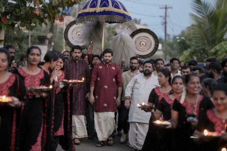 ഉത്സവ് 2026 ൽ ദേവി രത്‌നം പുരസ്‌കാരം ഏറ്റു വാങ്ങി തമിഴ് താരം രവി മോഹൻ; ഗംഭീര സ്റ്റേജ് പെർഫോമൻസുമായി കെനീഷ