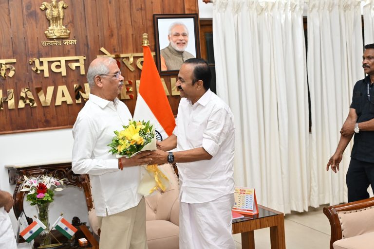 വി.ഡി. സതീശൻ തിങ്കളാഴ്ച സത്യപ്രതിജ്ഞ ചെയ്യും; ഒരുക്കങ്ങൾ പൂർത്തിയായി