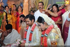 samvritha-sunil-marriage-akhil-photos01-005