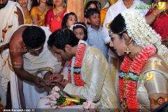 samvritha-sunil-marriage-akhil-photos01-006