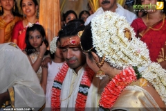 samvritha-sunil-marriage-akhil-photos01-009