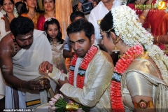 samvritha-sunil-marriage-akhil-photos01-013