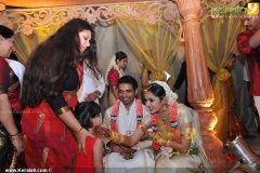 samvrutha-sunil-marriage-wedding-pics08-012