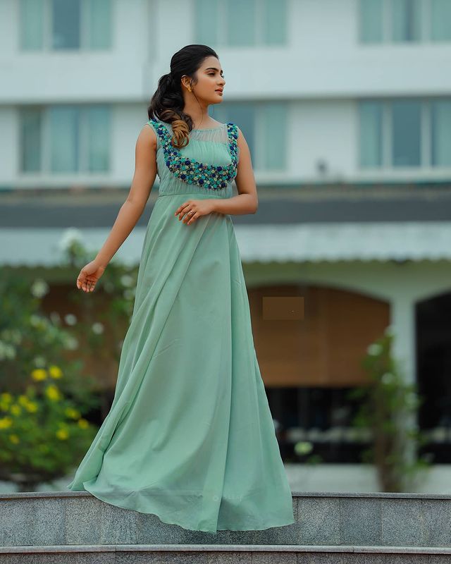 1_aditi-ravi-new-photos-007.jpg