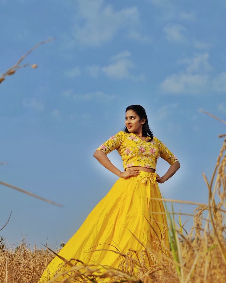 aditi-ravi-latest-photoshoot-in-yellow-colour-dress-003.jpg