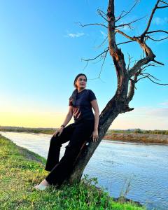 3_aditi-ravi-new-photos-002