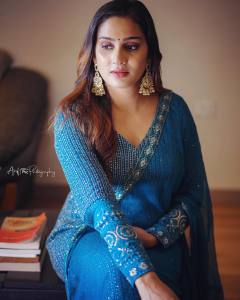 aditi-ravi-in-blue-a-line-dress-002