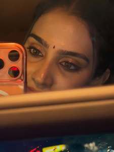 aditi-ravi-in-coffee-brown-churidar-with-ornaments-style-photos-003
