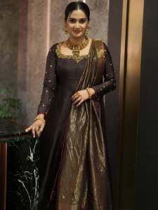 aditi-ravi-in-coffee-brown-churidar-with-ornaments-style-photos-004
