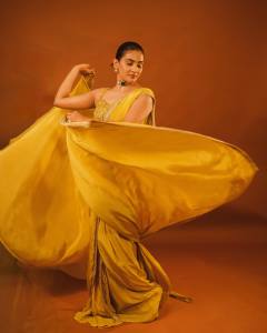 aditi-ravi-in-mustard-yellow-embroidered-ready-to-wear-saree-images-005