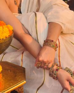 aditi-ravi-in-narayani-look-photos-003
