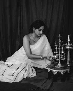 aditi-ravi-in-narayani-look-photos-004