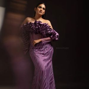 aditi-ravi-in-off-shoulder-gown-dress-photos-001