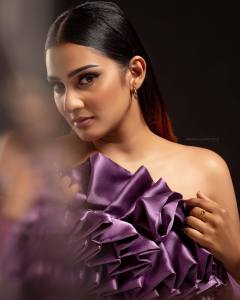 aditi-ravi-in-off-shoulder-gown-dress-photos-003