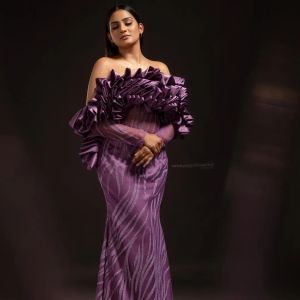 aditi-ravi-in-off-shoulder-gown-dress-photos