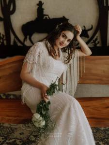 aditi-ravi-in-white-gown-photos-001