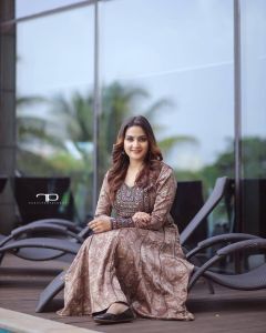 aditi-ravi-latest-photos-in-churidar-new-collection-002
