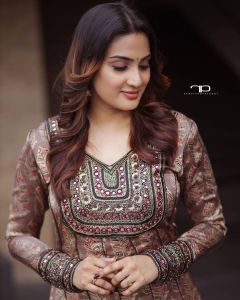aditi-ravi-latest-photos-in-churidar-new-collection-003