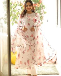 aditi-ravi-latest-photos-in-churidar1478-004