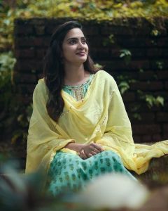 aditi-ravi-latest-photoshoot-003