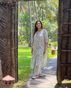 aditi-ravi-latest-pics-and-style-007