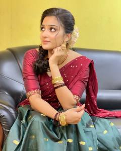 aditi-ravi-latest-pics-and-style