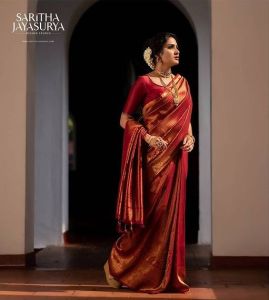 aditi-ravi-latest-pics-in-kerala9-007