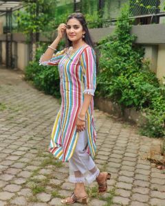 aditi-ravi-latest-pics-in-kerala9