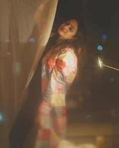 aditi-ravi-new-photoshoot-insta-001