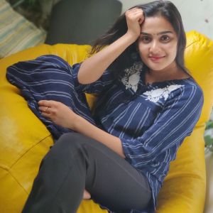 aditi-ravi-photo-001