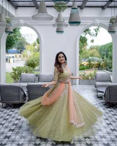 aditi-ravi-wearing-lehenga-in-kahani-clothes-photos-002