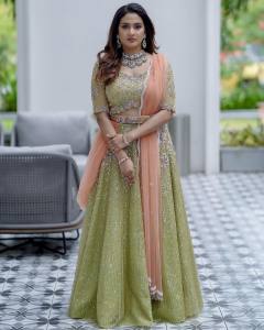 aditi-ravi-wearing-lehenga-in-kahani-clothes-photos-003