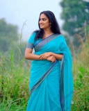aditi-ravi-latest-photos-in-blue-saree-003
