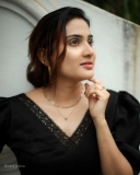 aditi-ravi-photos-in-black-long-dress