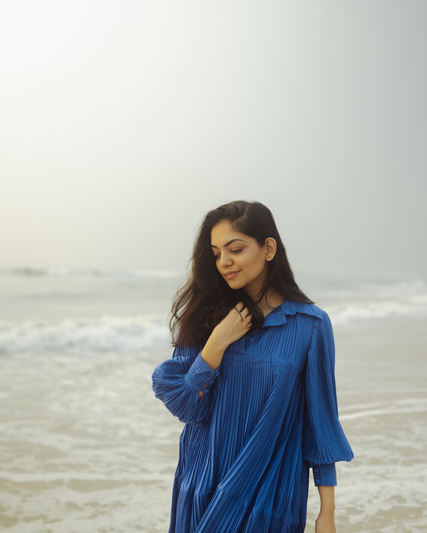 ahaana-krishna-in-beach-photoshoot-007