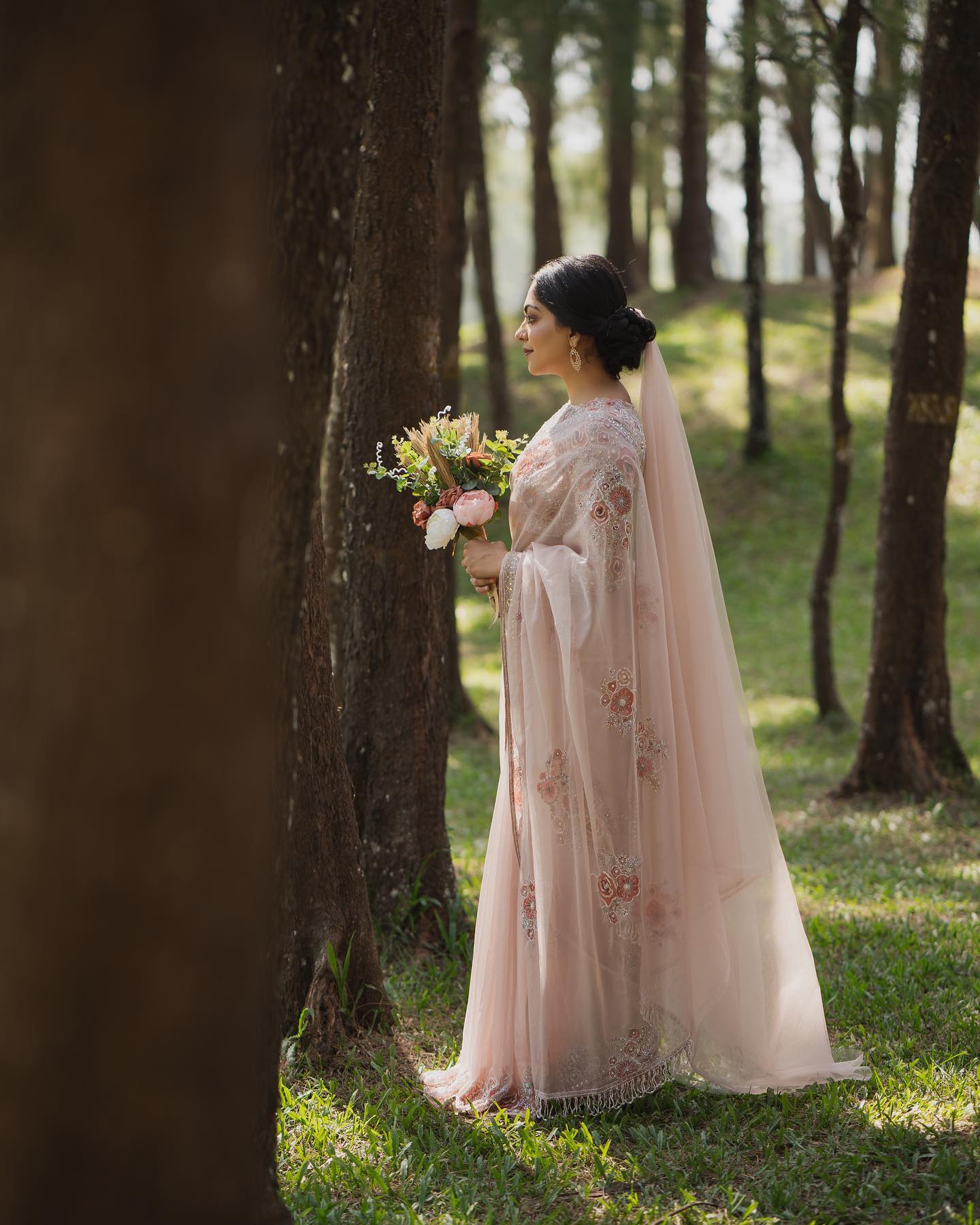 ahaana-krishna-in-christian-wedding-saree-by-Indras-009