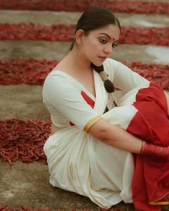 Ahaana-Krishna-in-Pranaah-Nellu-Kalyani-saree-set-pictures-002