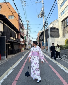 ahaana-in-japan-ladies-kimono-dress-photos-003