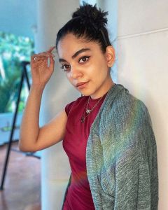 ahaana krishna images new 5654-002
