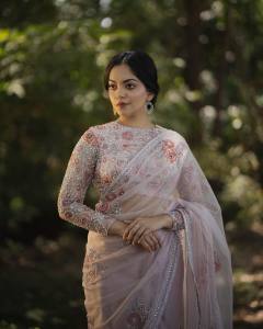 ahaana-krishna-in-christian-wedding-saree-by-Indras-006