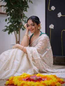 ahaana-krishna-in-cotton-saree-with-blouse-designs-photos-008