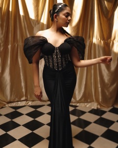 ahaana-krishna-in-fish-cut-gown-set-style-photos-001