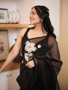 ahaana-krishna-in-glass-tissue-saree-in-a-black-shade-photos