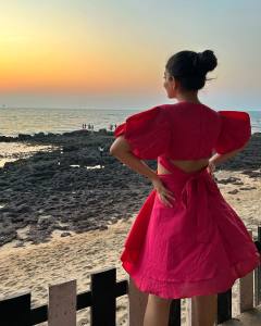 ahaana-krishna-in-pink-short-dress-photos-005