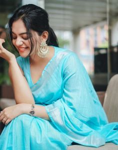 ahaana krishna in saree new photos -003