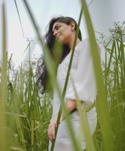ahaana-krishna-in-white-short-top-dress-006