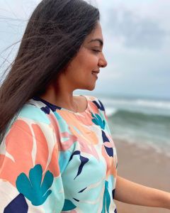 ahaana-krishna-latest-pics-in-beach-photos-02-001