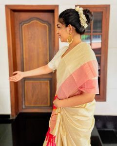 ahaana krishna new onam saree photos-005