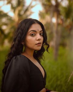 ahaana-krishna-new-style-look-photos-001